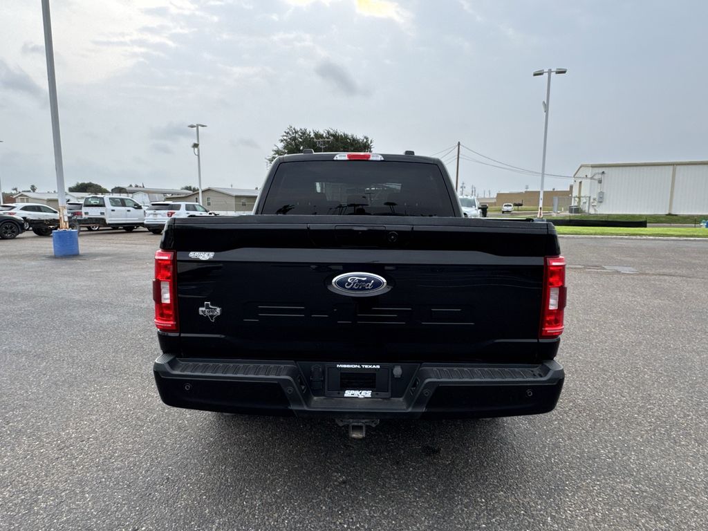 View vehicle photo 4