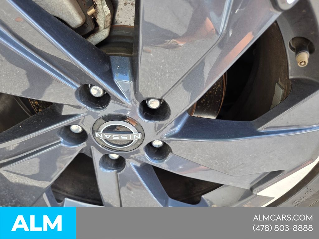 Used 2025 Blue Nissan SV image 27