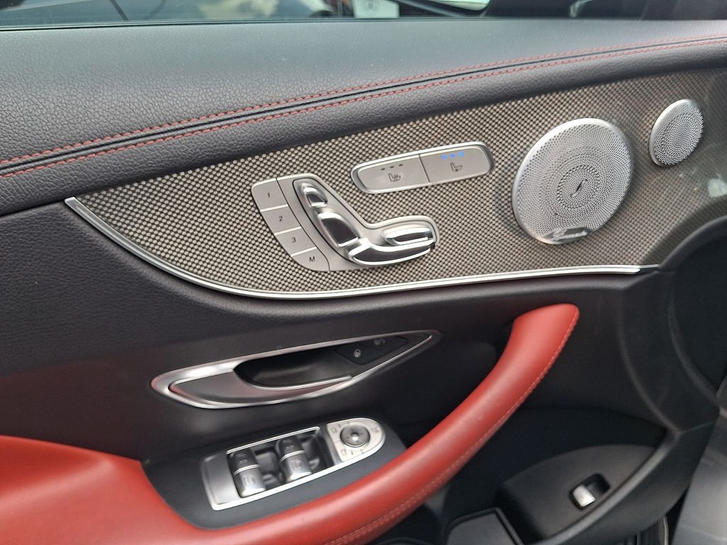 Thumbnail: 2019 Mercedes-Benz E-Class - 12