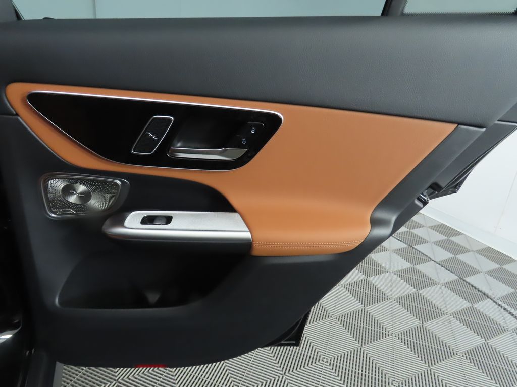 Thumbnail: 2026 Mercedes-Benz GLC - 28