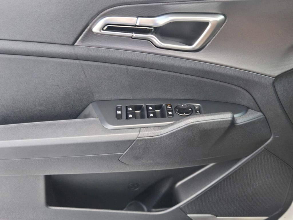 2027 Kia Sportage - $31,230