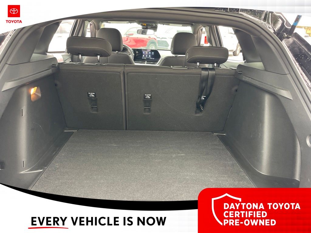 Used 2024 Chevrolet Trax SUV