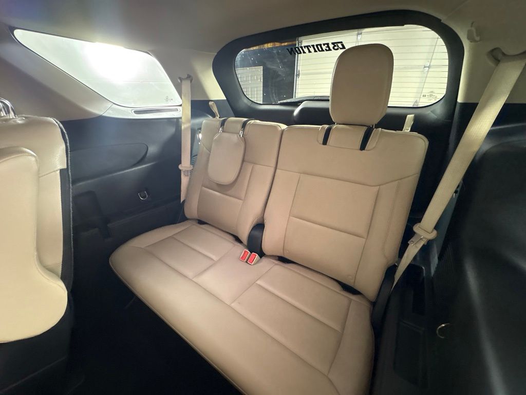 2020 Ford Explorer #50