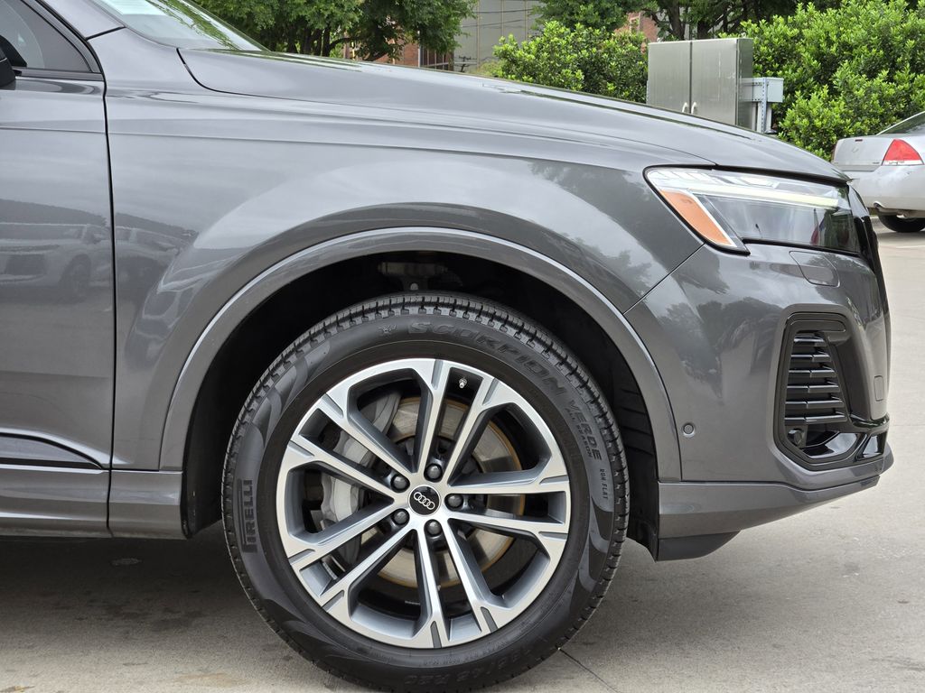 used 2025 Audi Q7 car, priced at $49,941