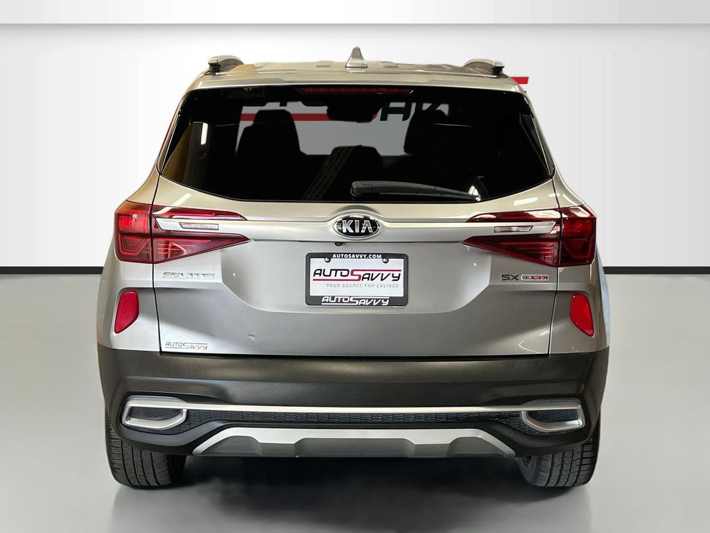 Used 2021 Steel Gray Kia SX image 6
