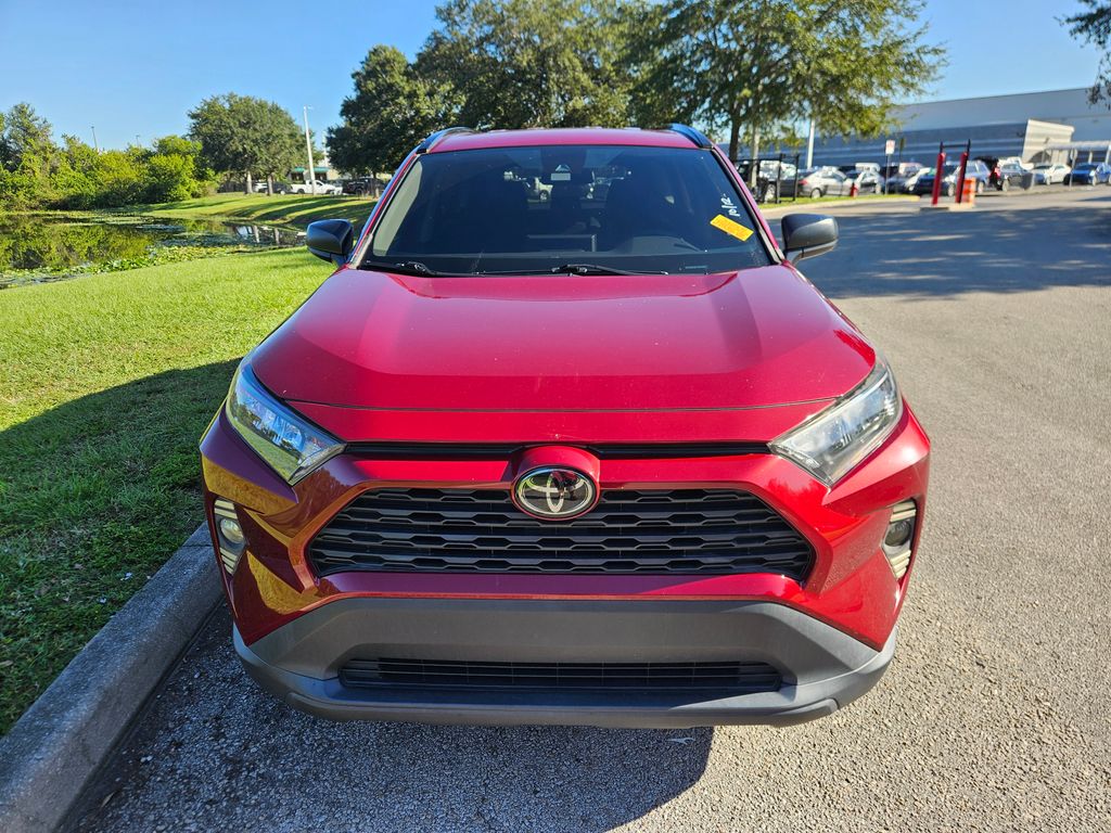 Thumbnail: 2020 Toyota RAV4 - 8