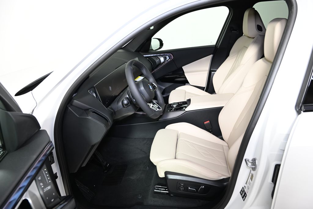 Thumbnail: 2026 BMW X3 - 14