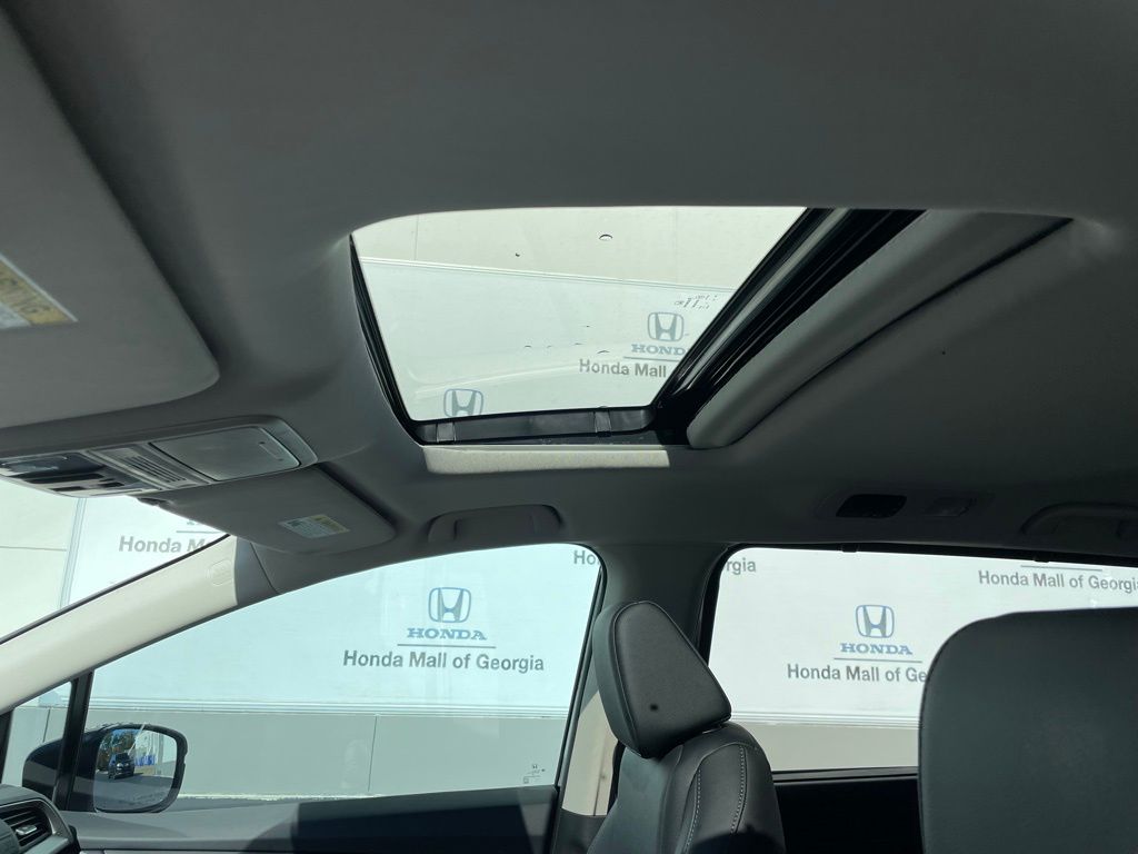 Thumbnail: 2026 Honda Odyssey - 30