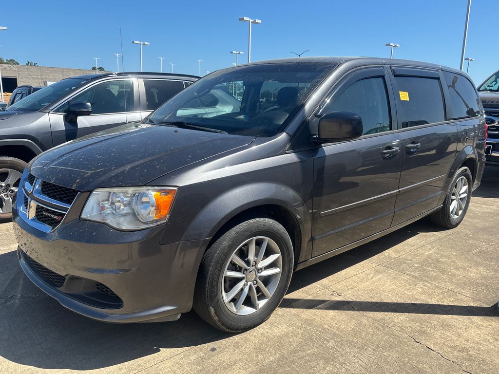 Gray (Granite Crystal Metallic Clearcoat) 2016 Dodge Grand Caravan SE Plus FWD Minivan Front-Wheel Drive 6-Speed Automatic