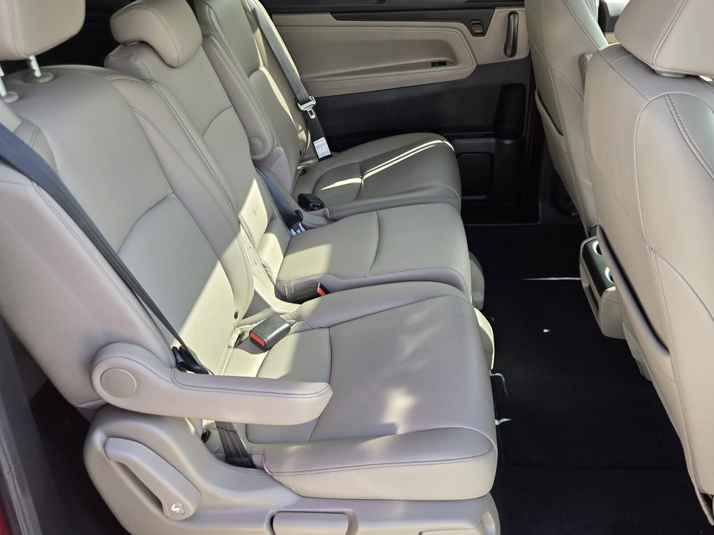 2024 Honda Odyssey - $36,070