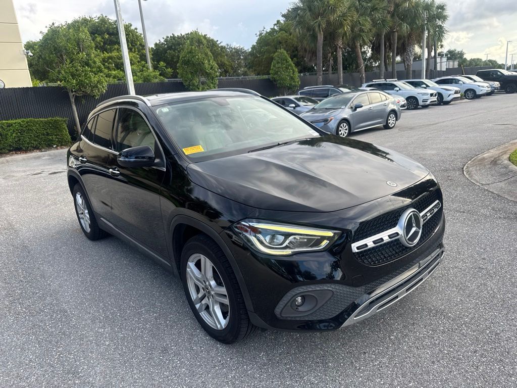 Thumbnail: 2021 Mercedes-Benz GLA - 2