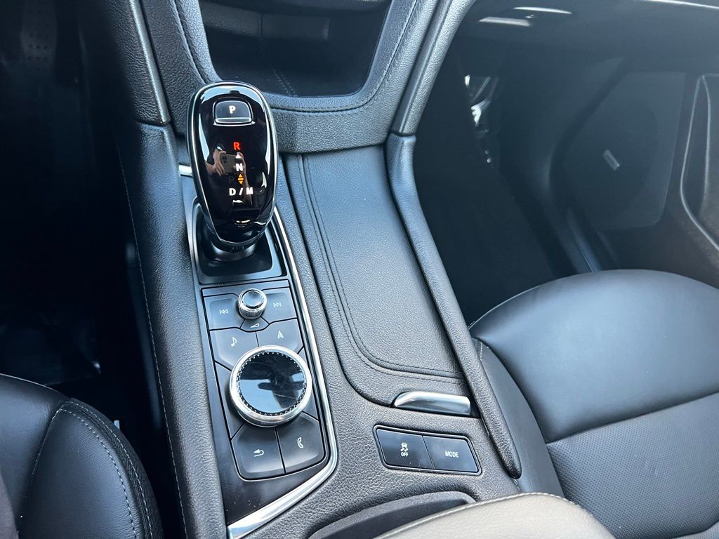 2024 Cadillac XT5 Premium Luxury White at Bayway Cadillac of The Woodlands