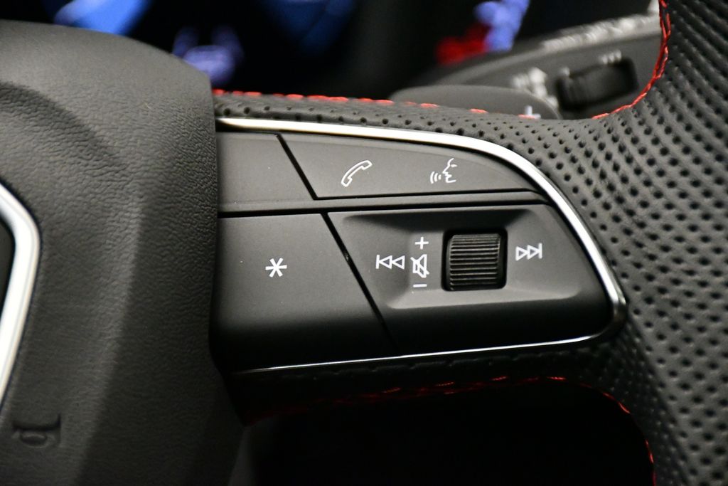2025 Audi Q3  24