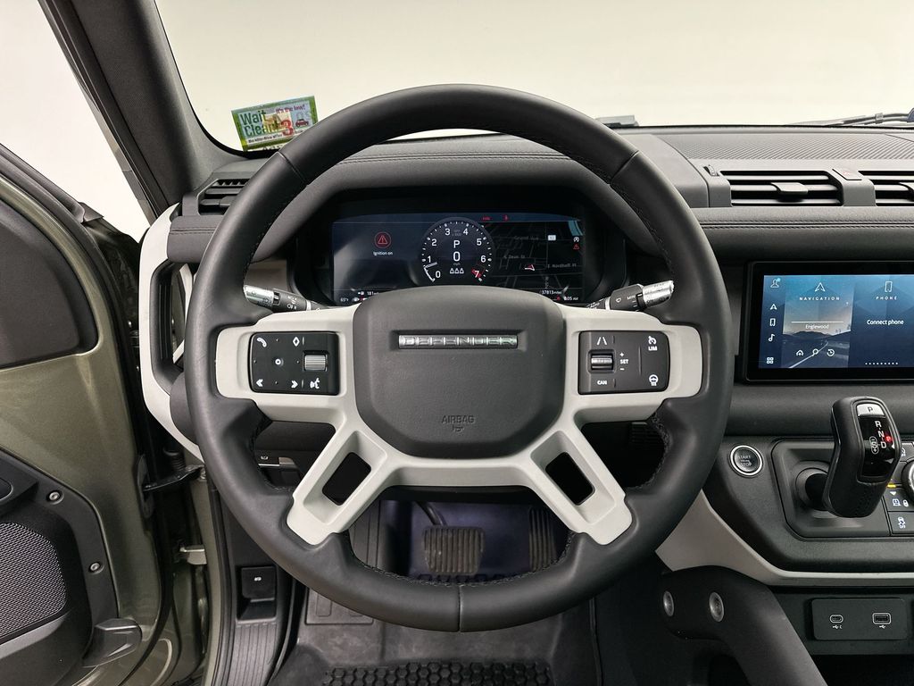 Thumbnail: 2021 Land Rover Defender - 18