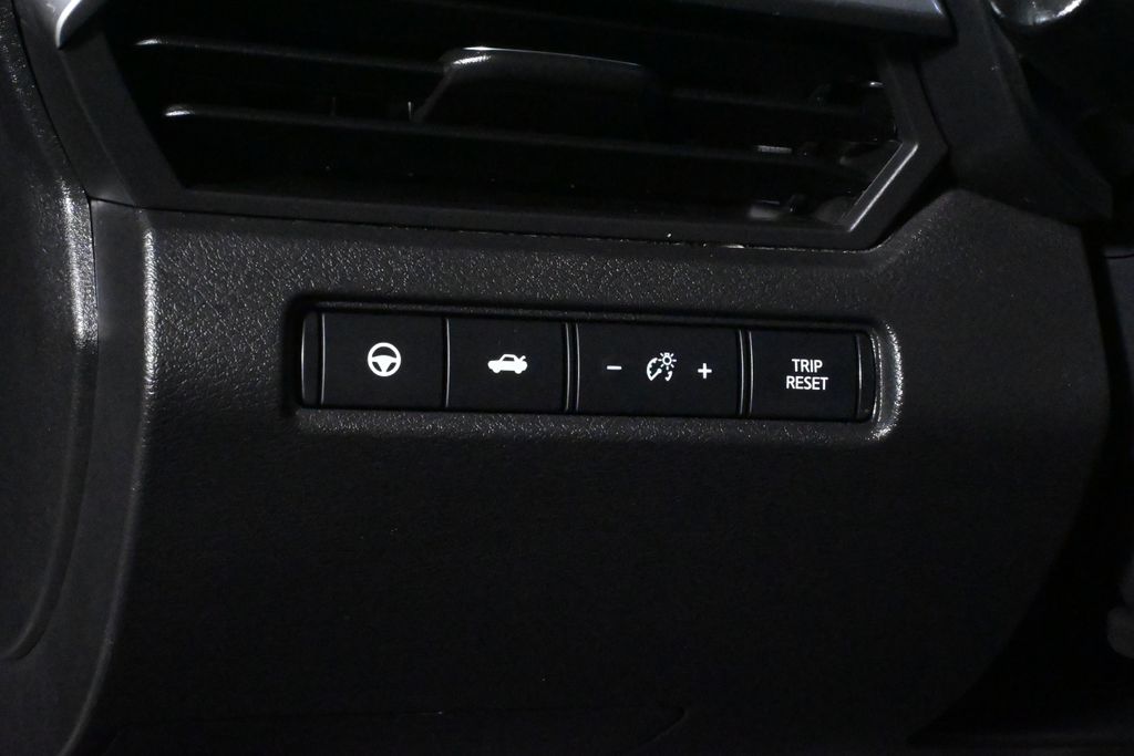 2021 Nissan Altima SL 27