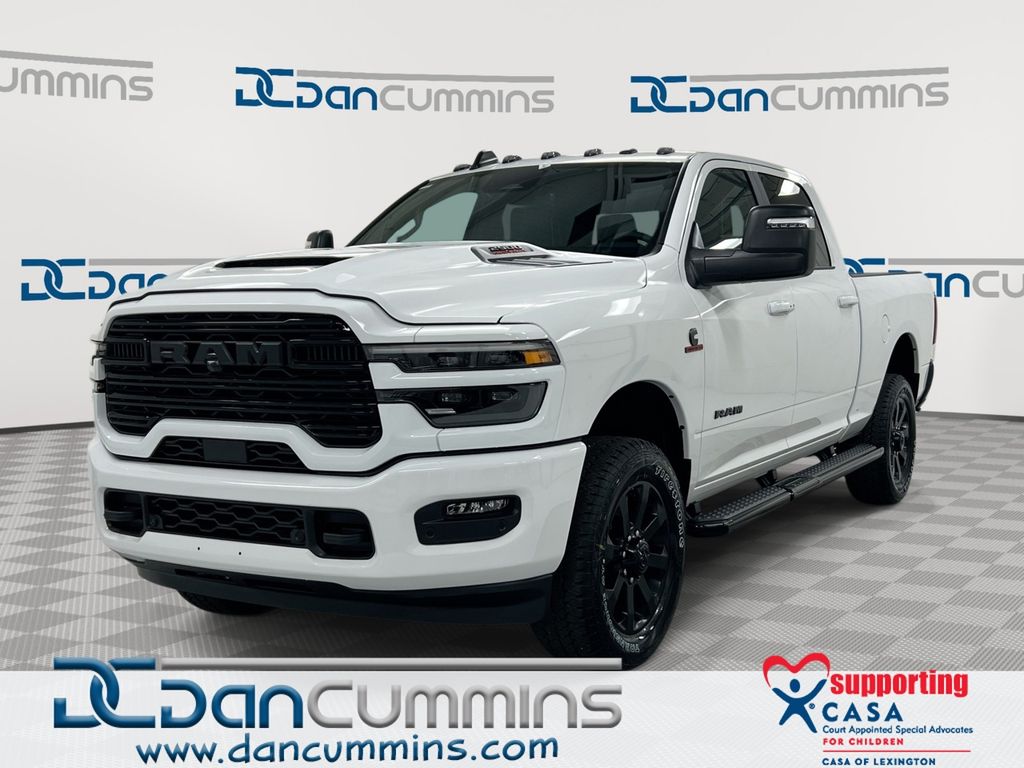 Bright White Clearcoat 2026 RAM 2500 Pickup Truck Four-Wheel Drive 8-Speed Automatic
