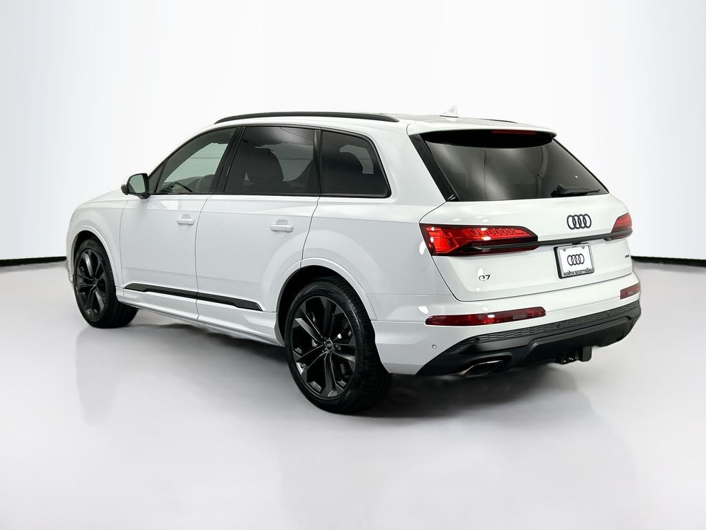 Thumbnail: 2026 Audi Q7 - 7