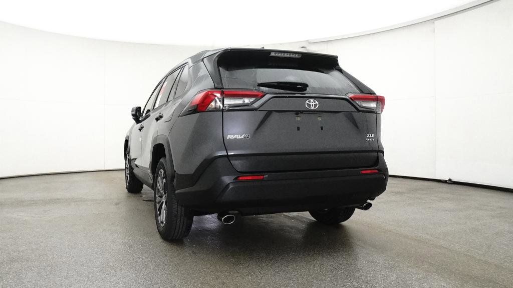 Thumbnail: 2025 Toyota RAV4 - 17