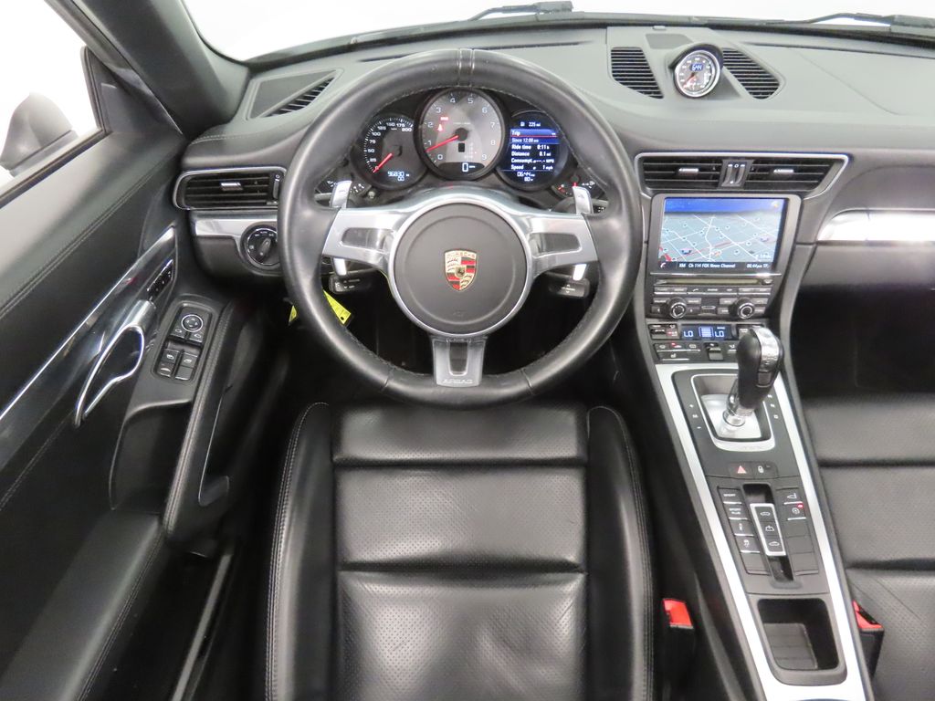 Thumbnail: 2014 Porsche 911 - 23