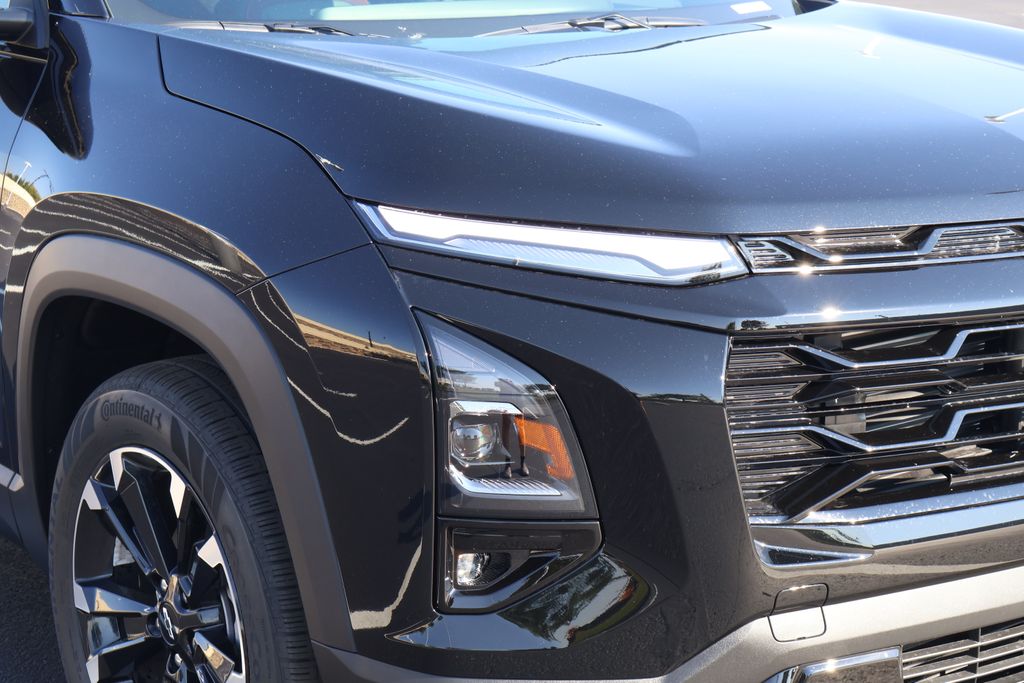 Thumbnail: 2026 Chevrolet Equinox - 3