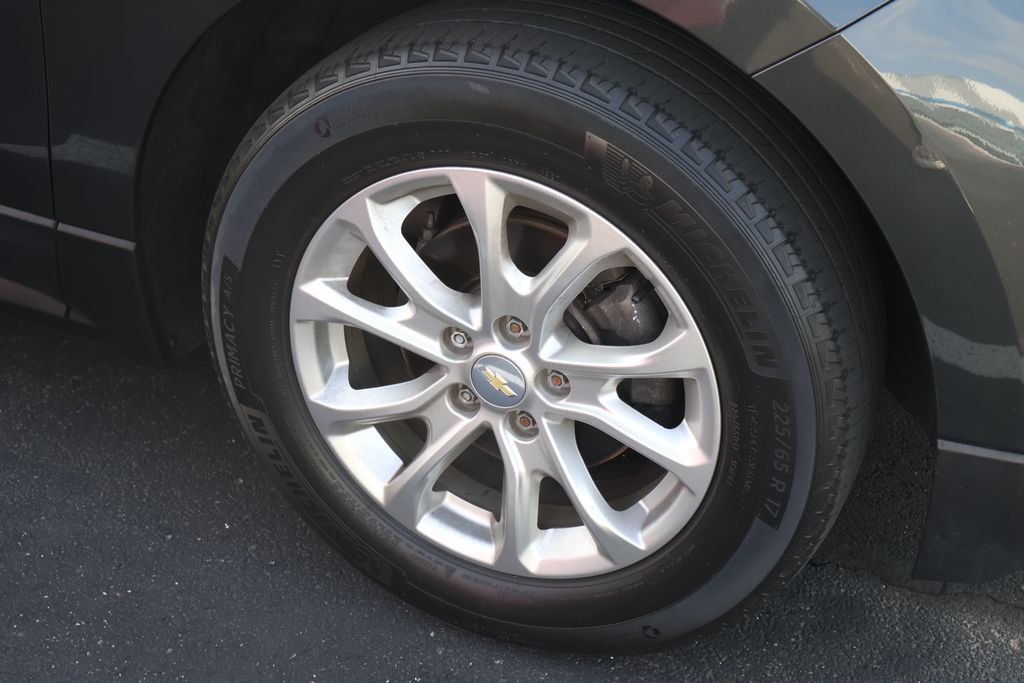 2021 Chevrolet Equinox LS 5