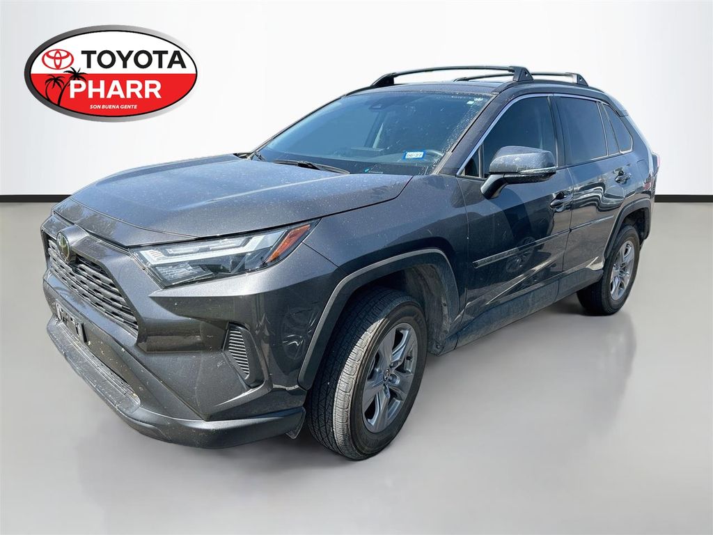  2025 Toyota RAV4 XLE FWD   