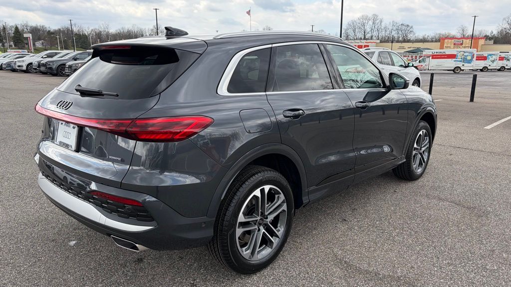 Thumbnail: 2026 Audi Q5 - 6