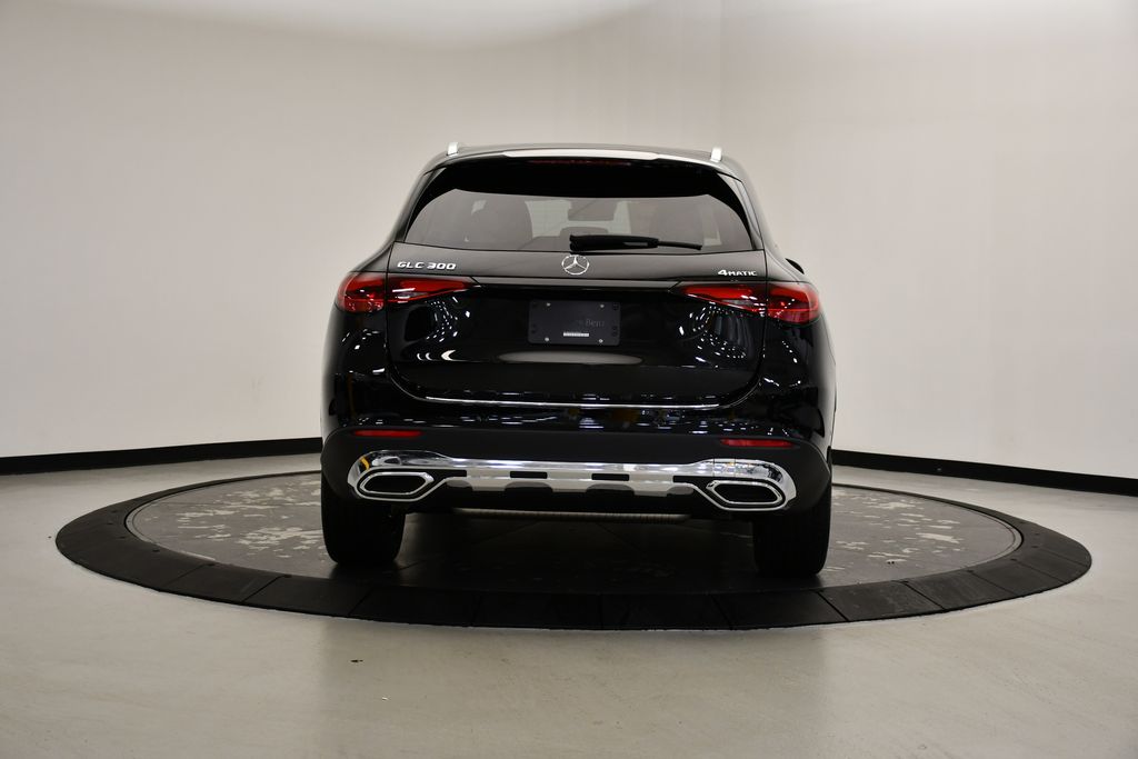 2025 Mercedes-Benz GLC 300 4