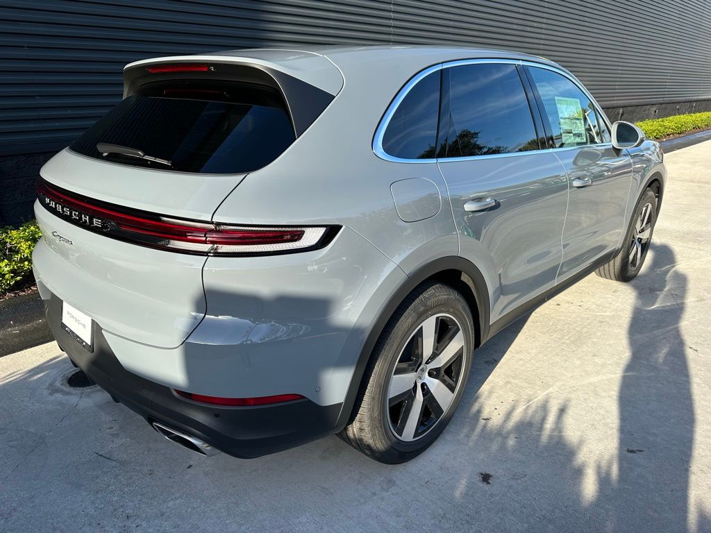 Thumbnail: 2026 Porsche Cayenne - 9