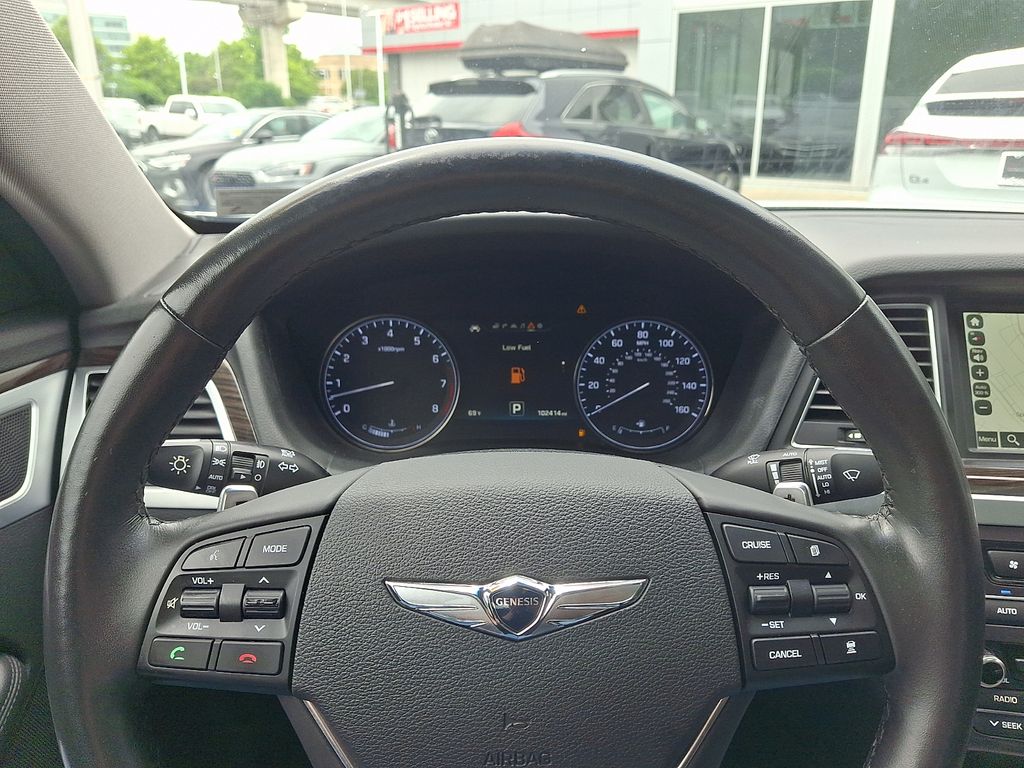 Thumbnail: 2017 Genesis G80 - 20