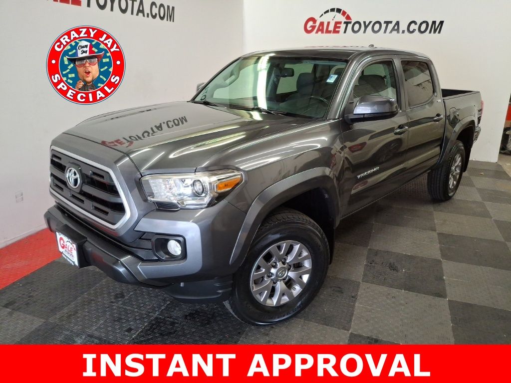 2017 Toyota Tacoma SR5 V6 Double Cab 4WD