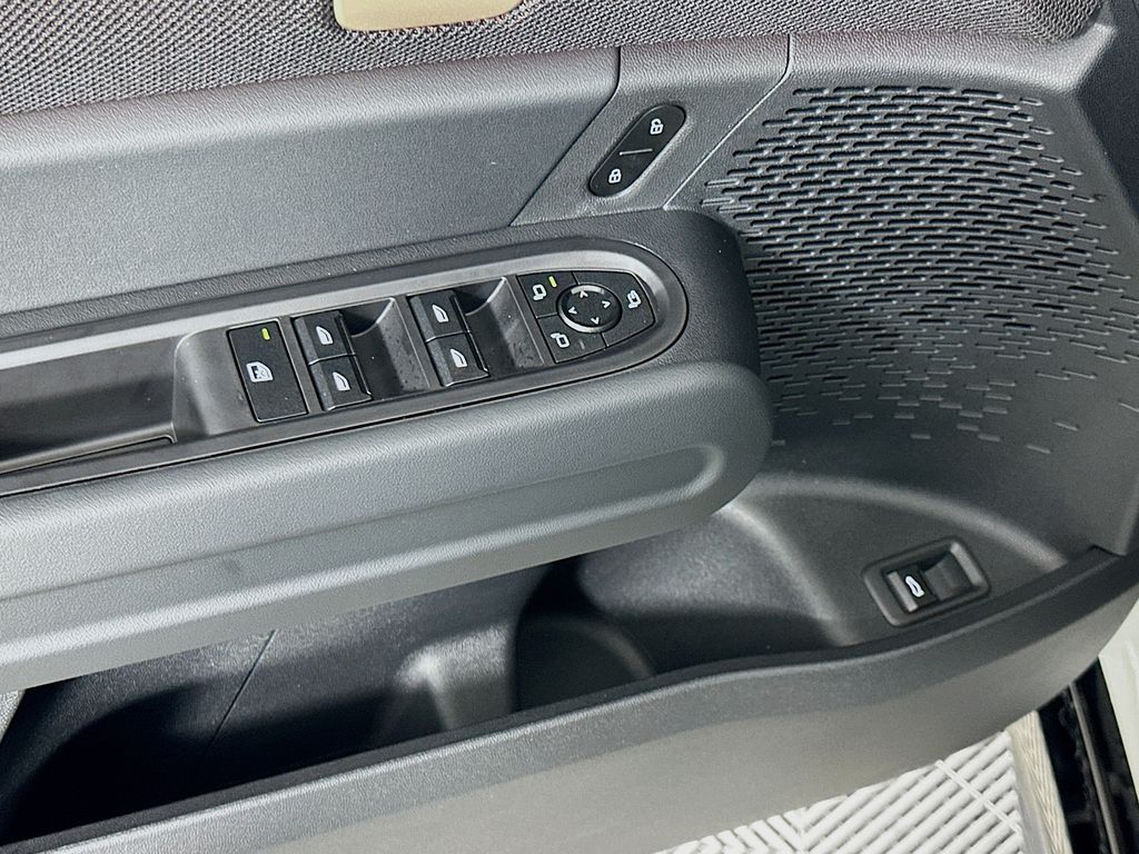 Thumbnail: 2026 MINI Cooper Countryman - 18