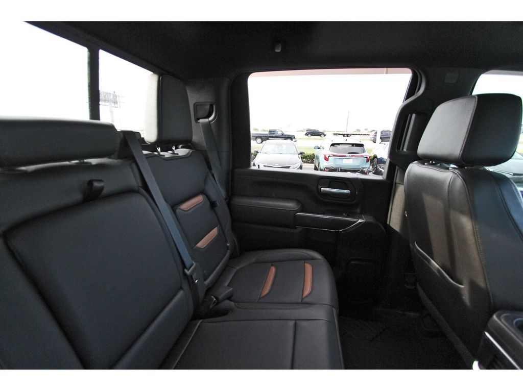 2021 GMC Sierra 2500HD AT4 White at River Oaks CDJR