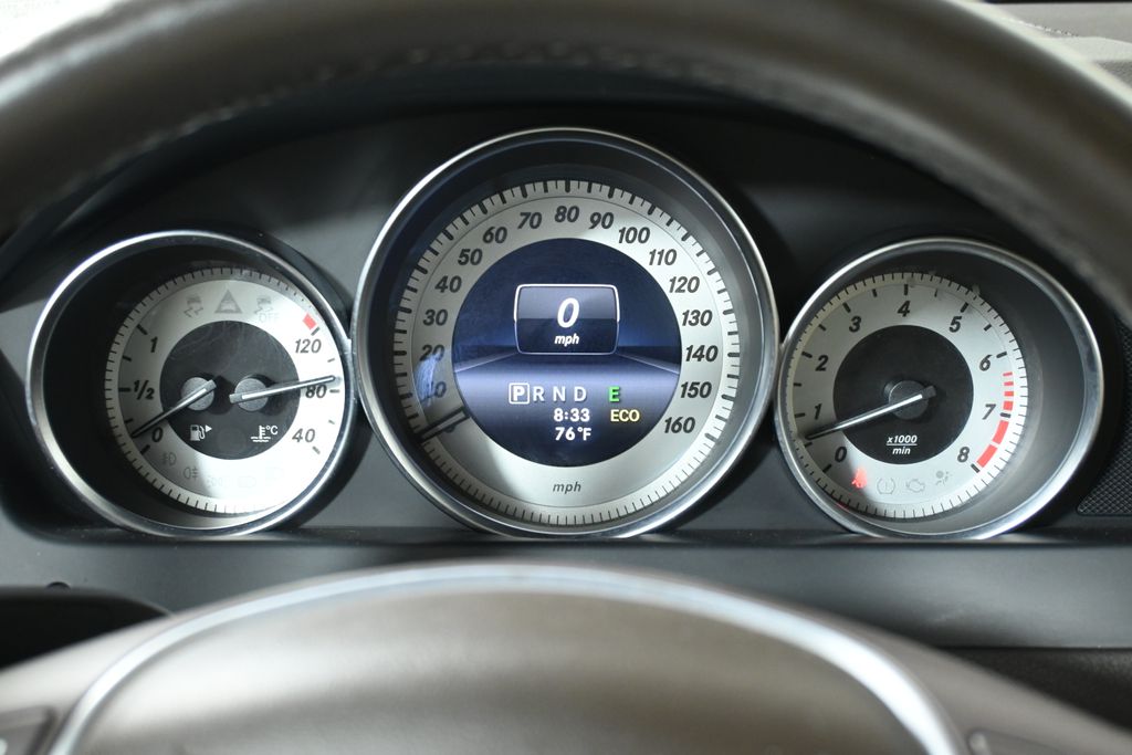Thumbnail: 2014 Mercedes-Benz C-Class - 19