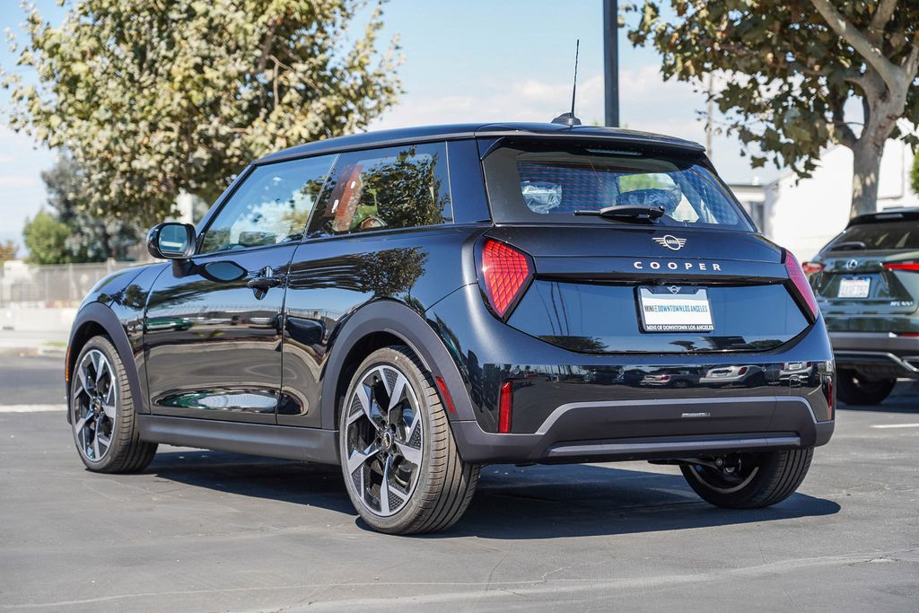 2025 MINI Cooper  6