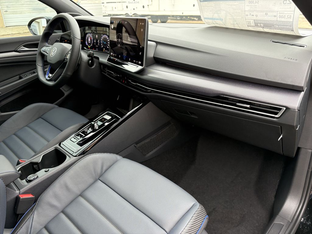 New 2026 Mythos Black Volkswagen 2.0T image 29