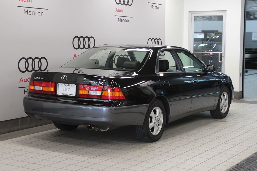 Thumbnail: 1997 Lexus ES - 6