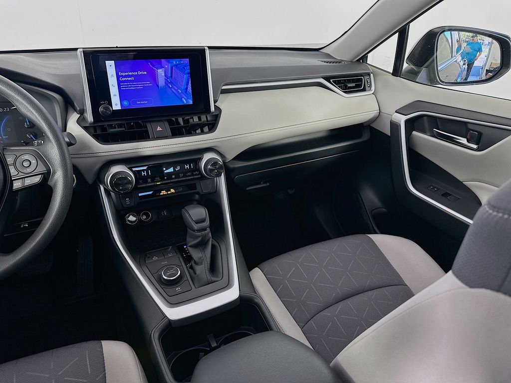 Thumbnail: 2025 Toyota RAV4 - 24