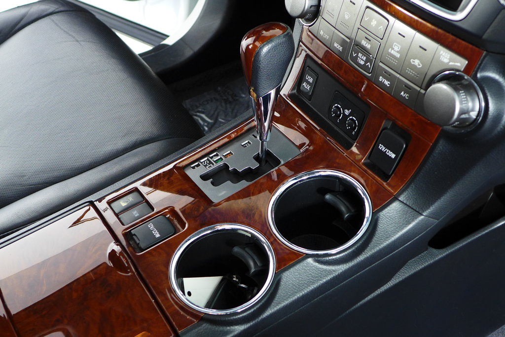Thumbnail: 2013 Toyota Highlander - 13