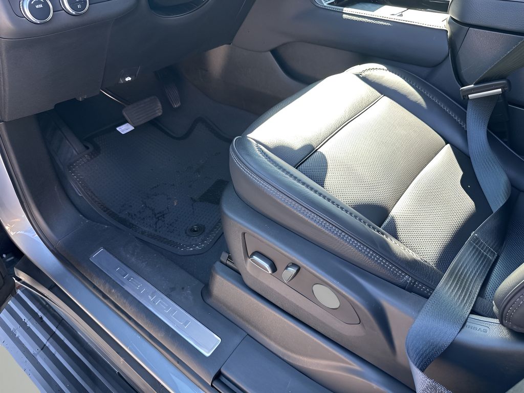 Used Car 2023 Gmc Yukon  Denali For Sale Under $70,000 In Austin, Texas