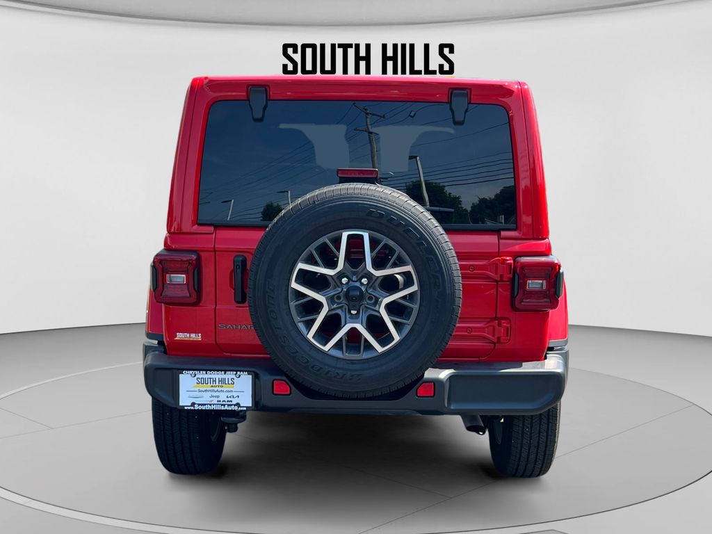2025 Jeep Wrangler Sahara - 3