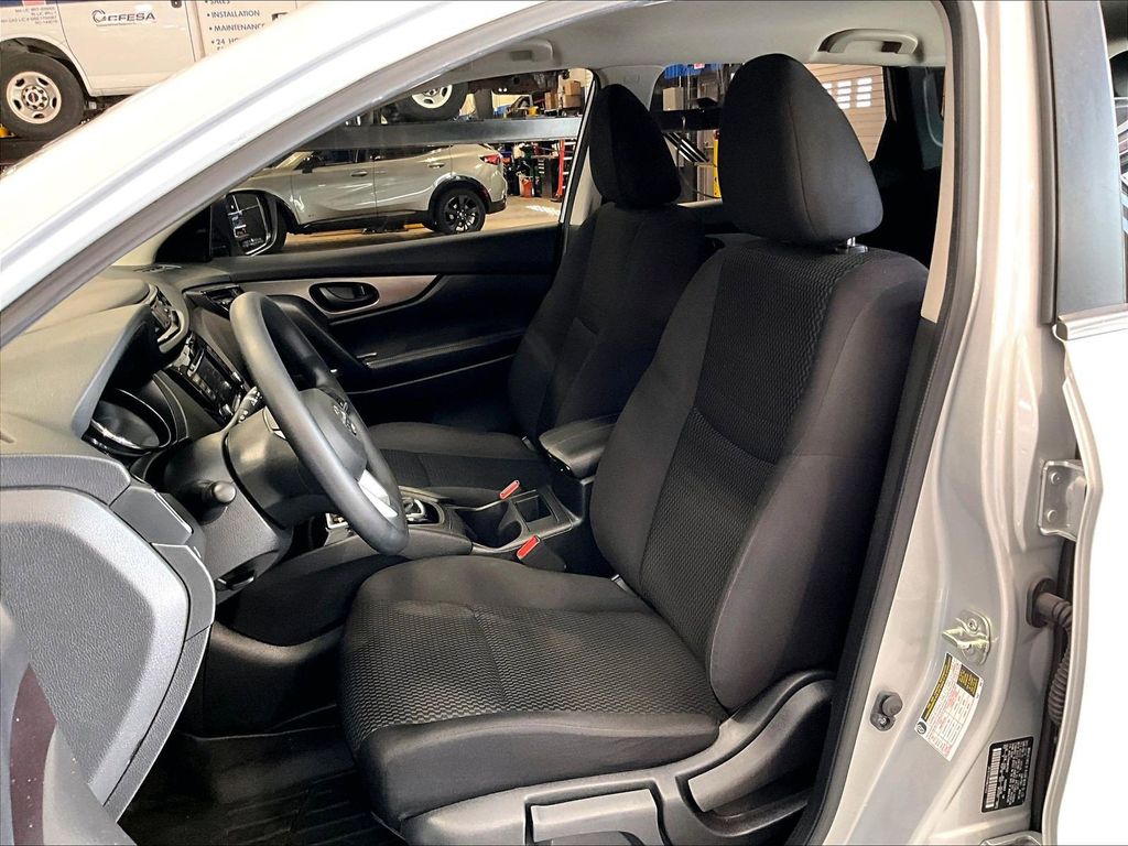 2019 Nissan Rogue Sport — photo 10
