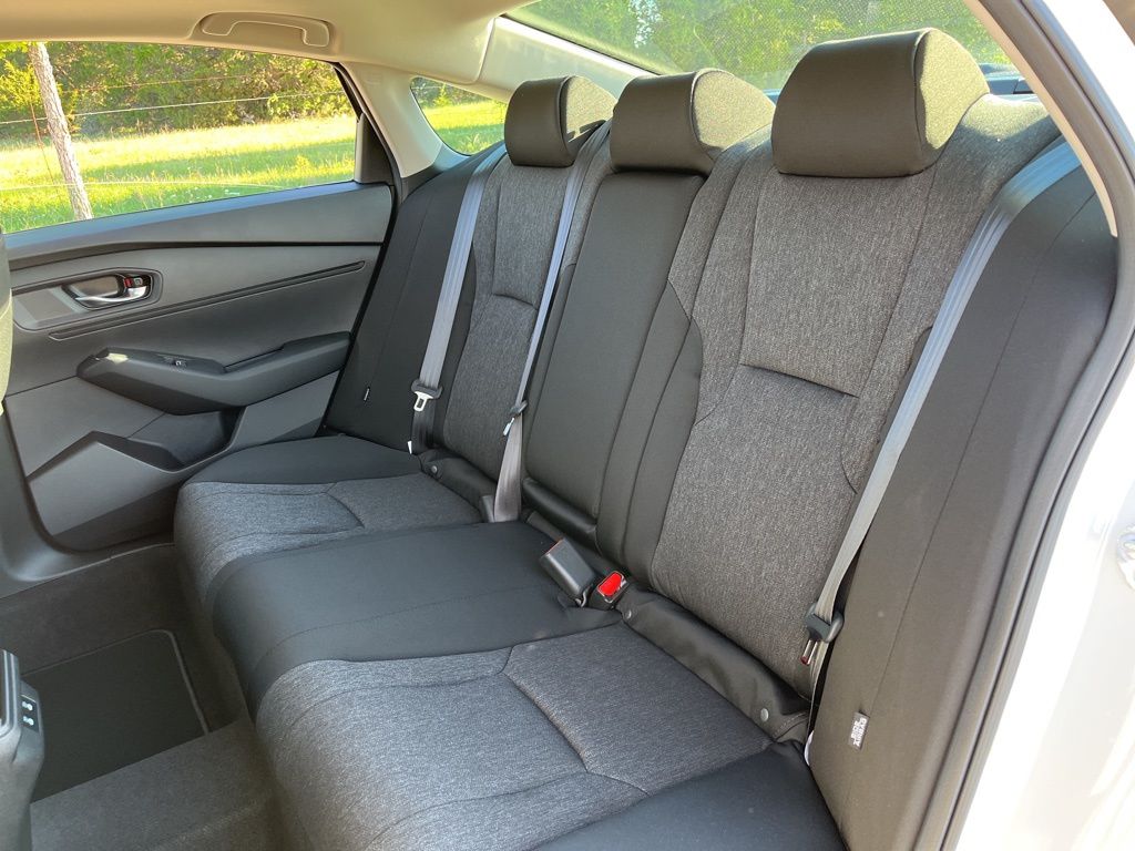 2025 Honda Accord SE 13