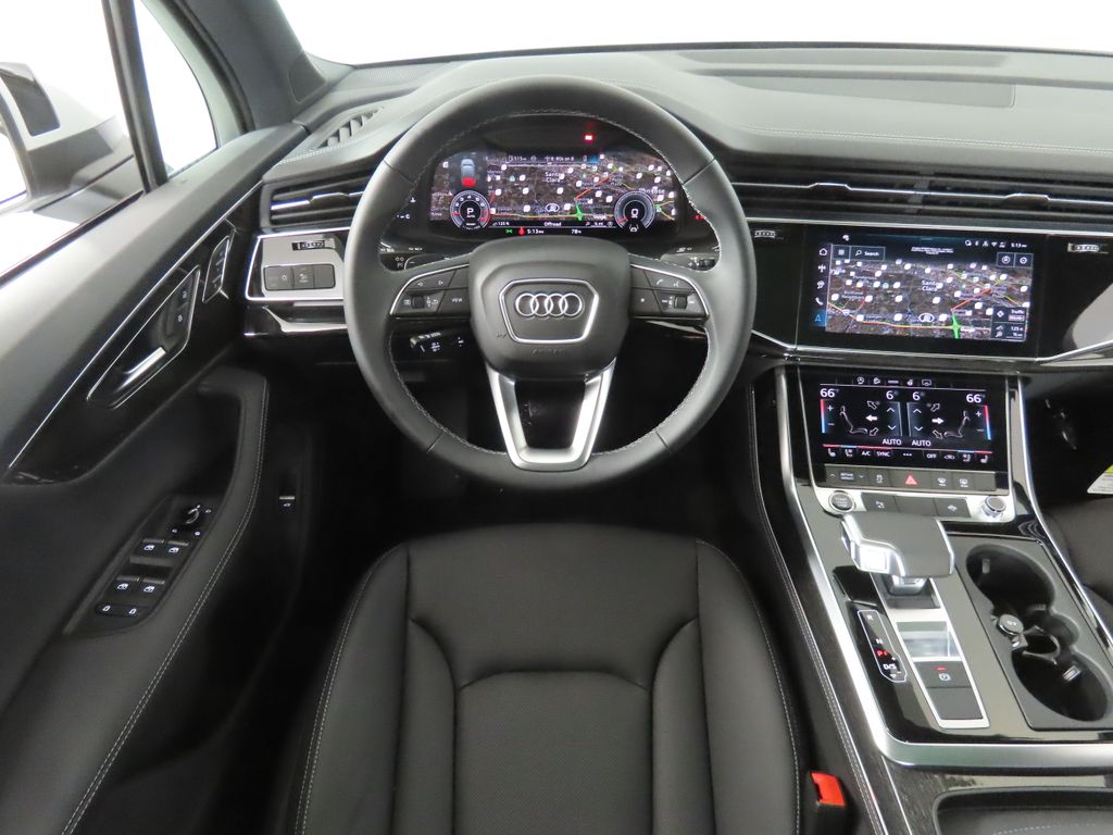 Thumbnail: 2026 Audi Q7 - 13