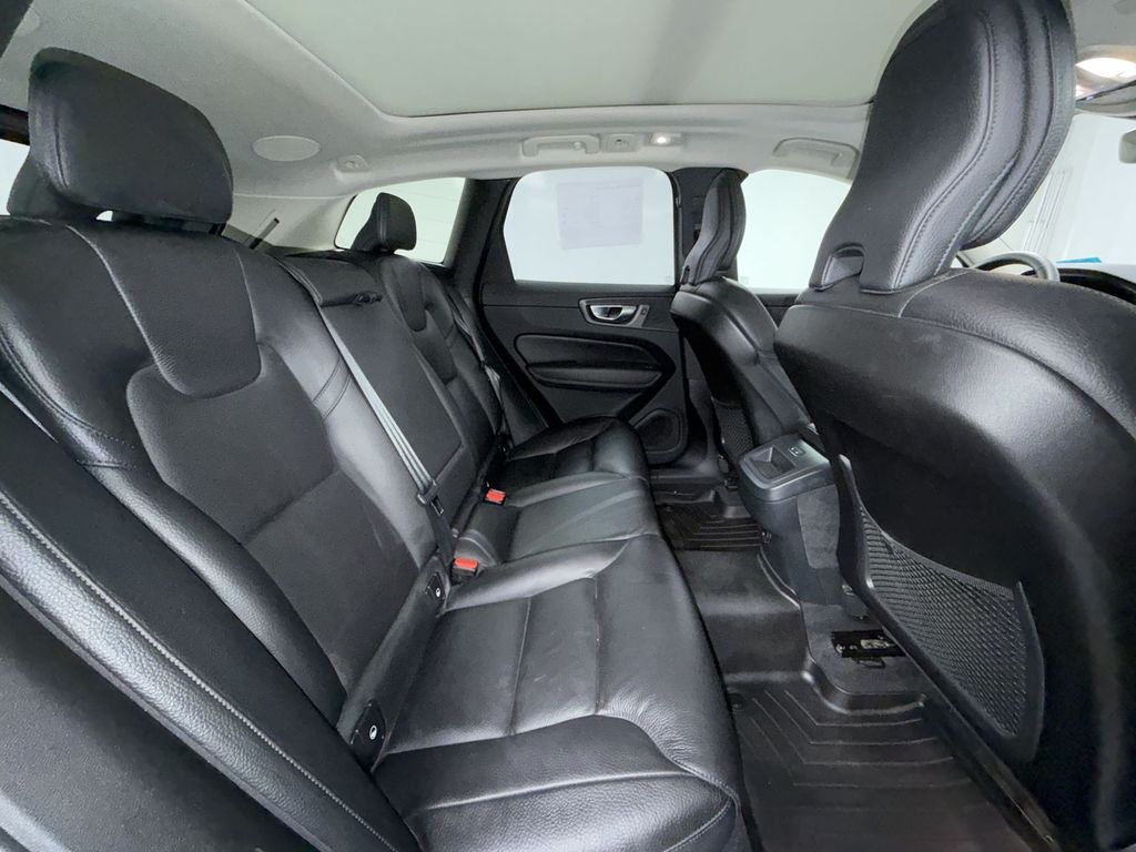 Used 2023 Volvo XC60 SUV