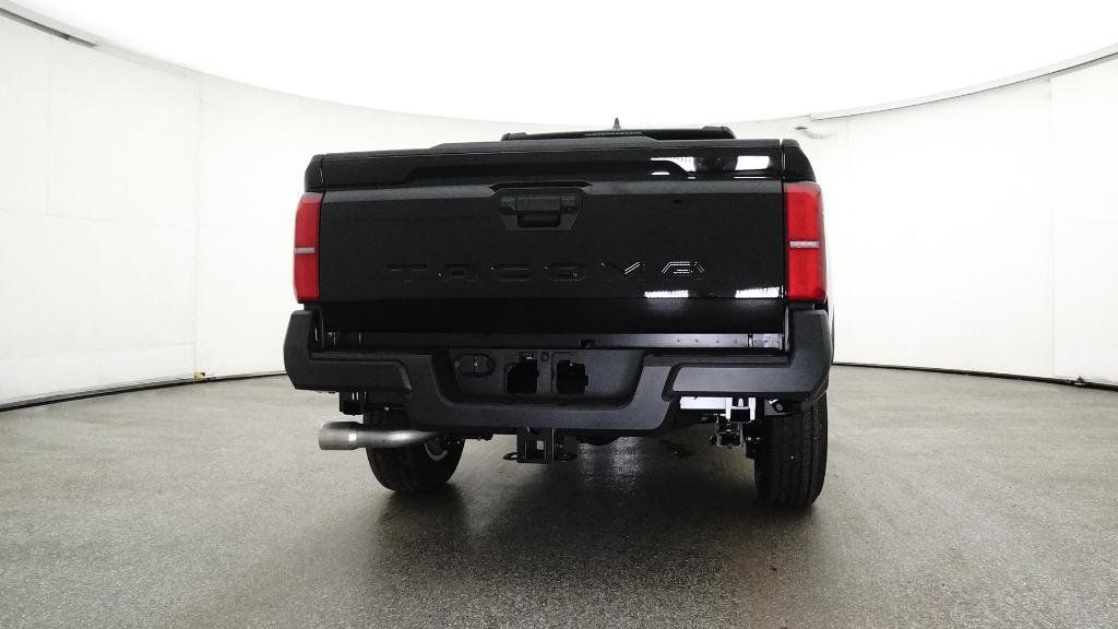 Thumbnail: 2025 Toyota Tacoma - 4