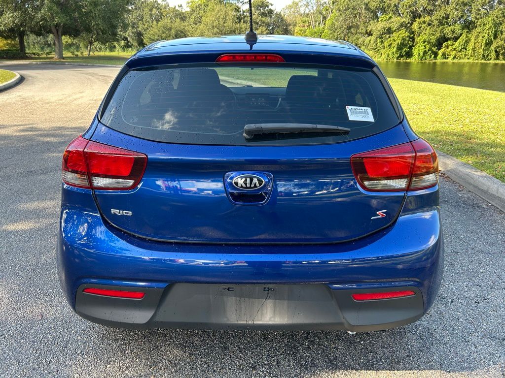 Thumbnail: 2020 Kia Rio - 4