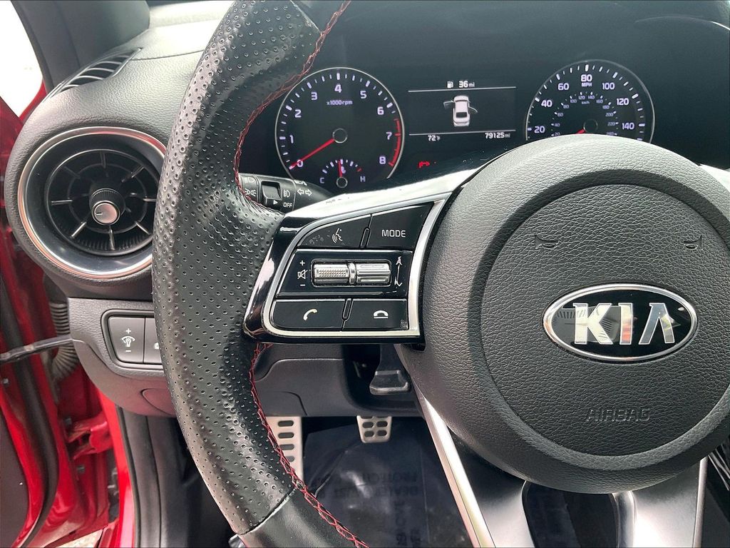 2021 Kia Forte — photo 23