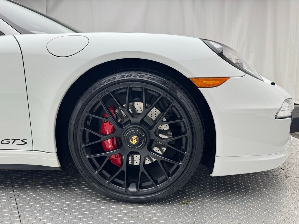 2016 Porsche 911 Carrera S 11