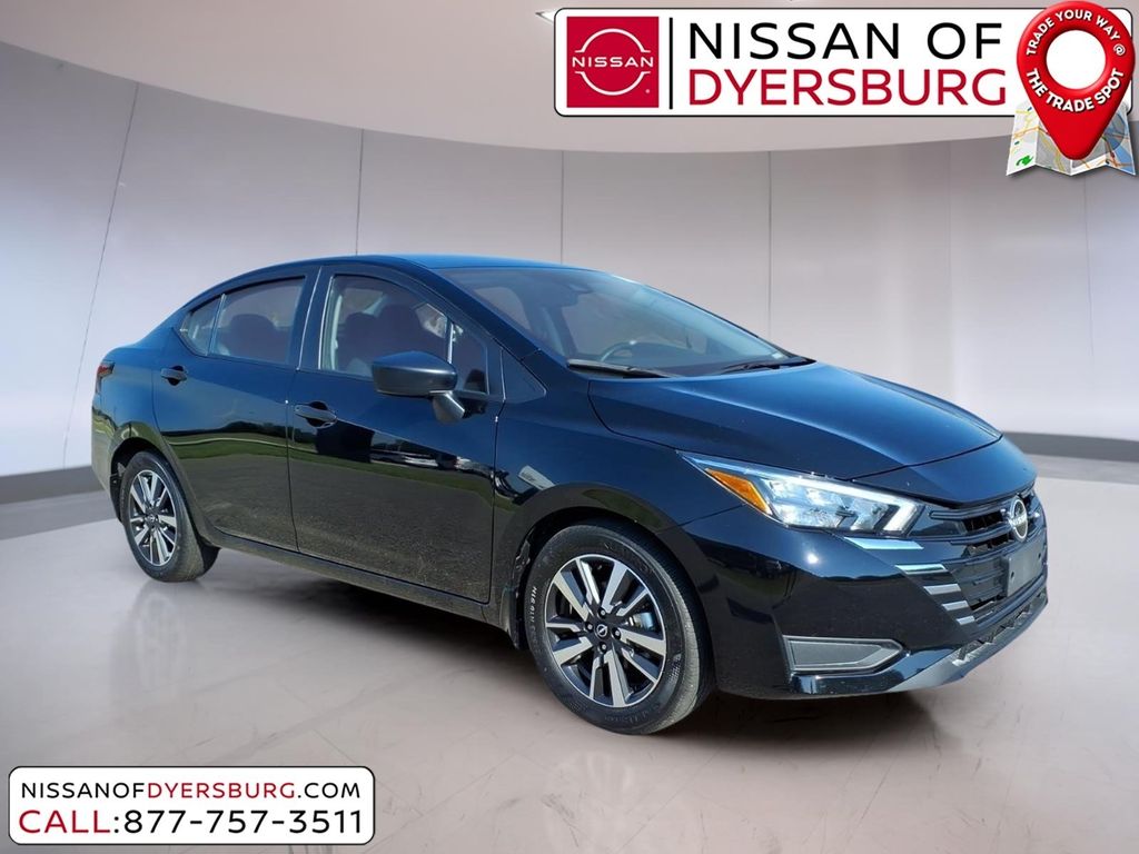 2025 Nissan Versa S FWD